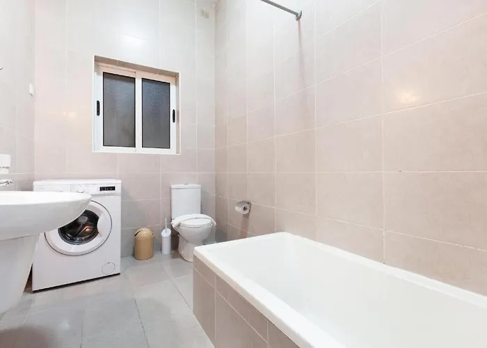 Stylish & Super 2br By 360 Estates Msida