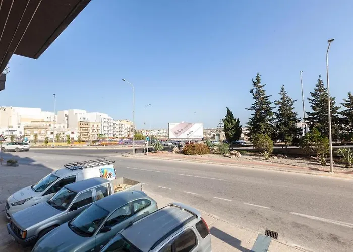 Stylish & Super 2br By 360 Estates