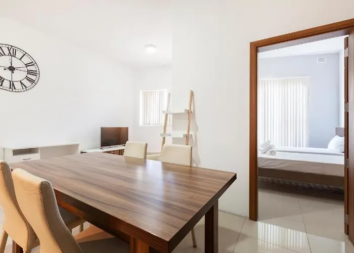 Stylish & Super 2br By 360 Estates Apartment *